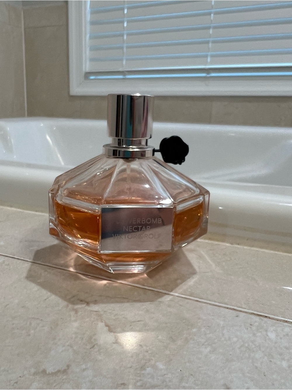 Viktor & Rolf Flowerbomb Nectar Perfume — Amber and Silver Bottle - Picture 4 of 6